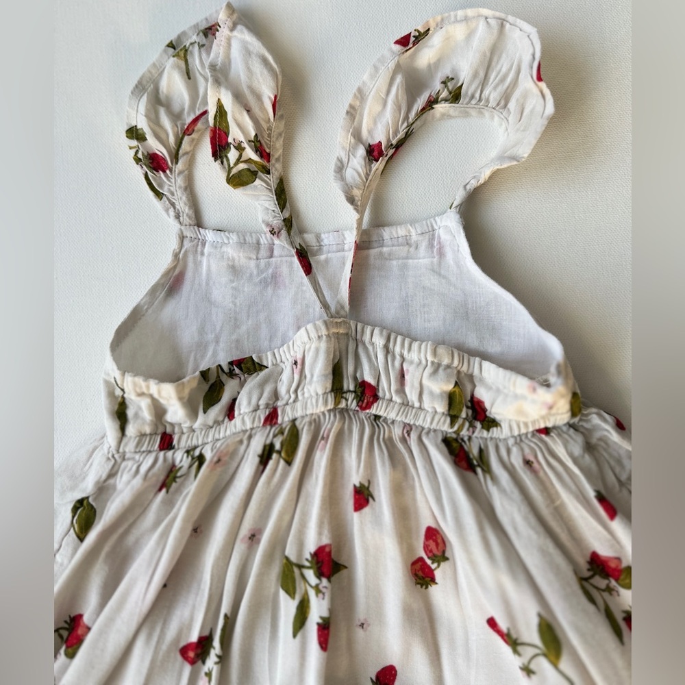 Old Navy girl’s Red and White Ruffled Sundress with Flutter Sleeves. Size 2T. - Picture 6 of 7